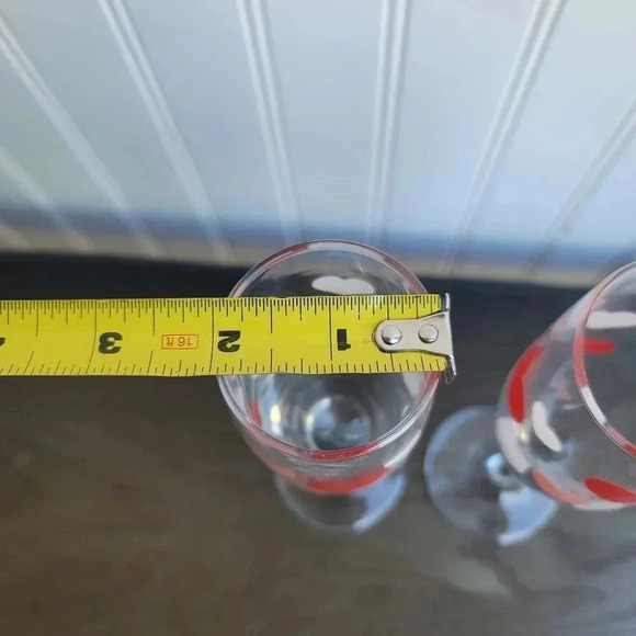 Set of 2, Valentine's Heart Champagne Glasses 8" Tall Red Pink White - Picture 4 of 8